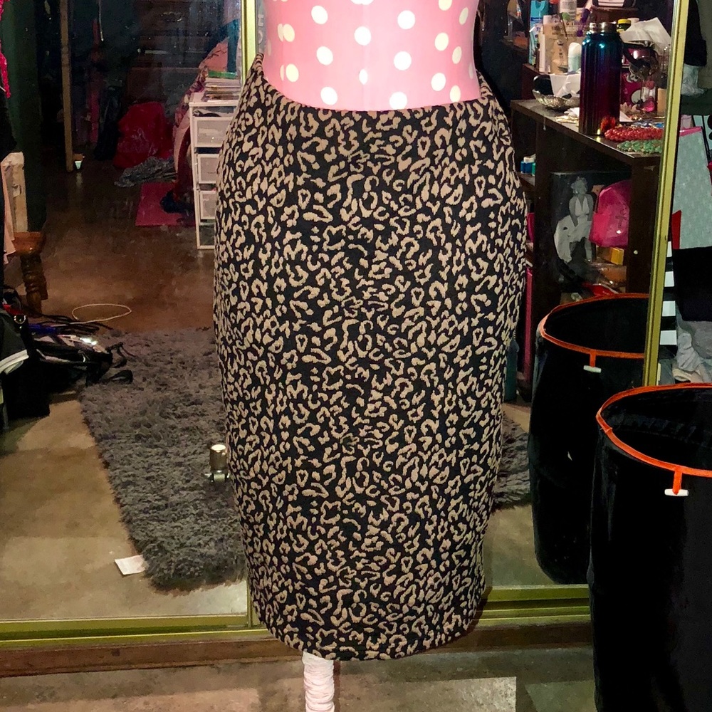 Cheetah midi skirt
